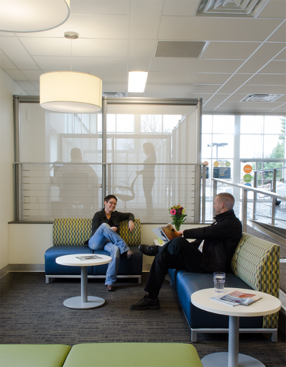 TruWorth - Comfortable conversation spaces