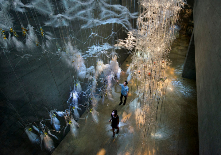 Philip Beesley's Epiphyte Spring, an installation shown at the Hangzhou Triennial of Fiber Art in Hangzhou, China, 2013. Image via Philip Beesley Architect Inc.