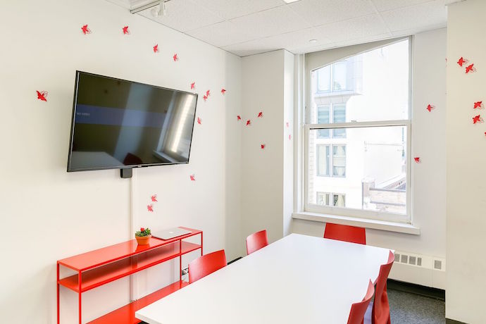 The conference rooms each have their own unique personality, from serious to whimsical. Image courtesy of Knotel.
