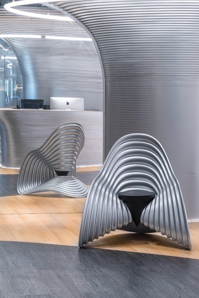 27 Customized metal chair weighing up to 300 pounds %C2%A9LYCS Architecture