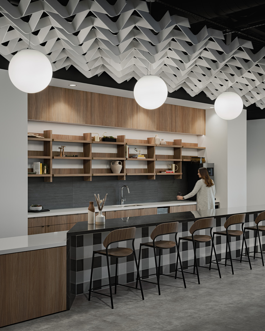 Project: TruWest Credit Union Coffee/Lobby amenity | Photographer Credit: Jason Roehner